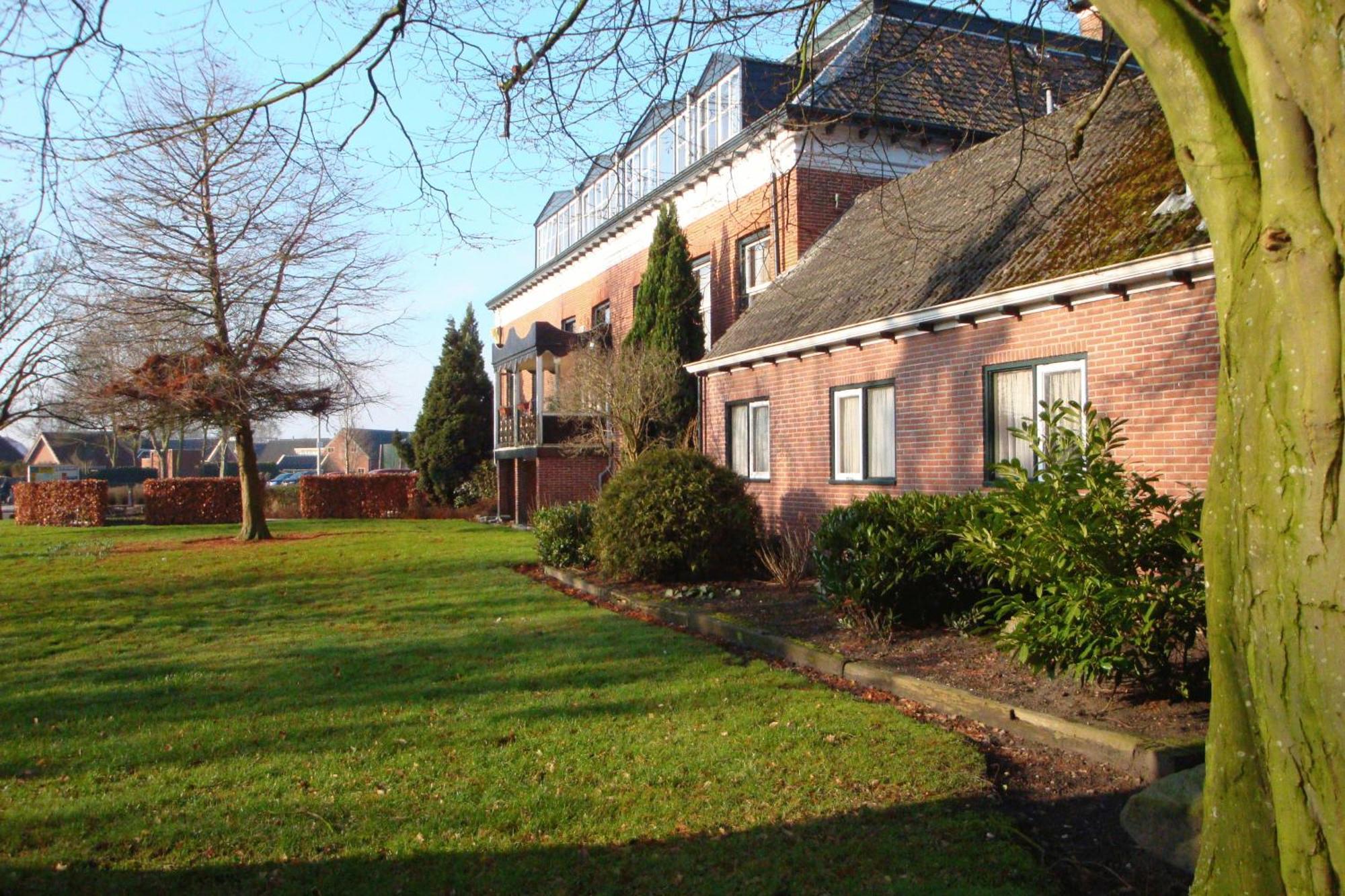 Hostel Herberg De Esborg Scheemda Exteriör bild